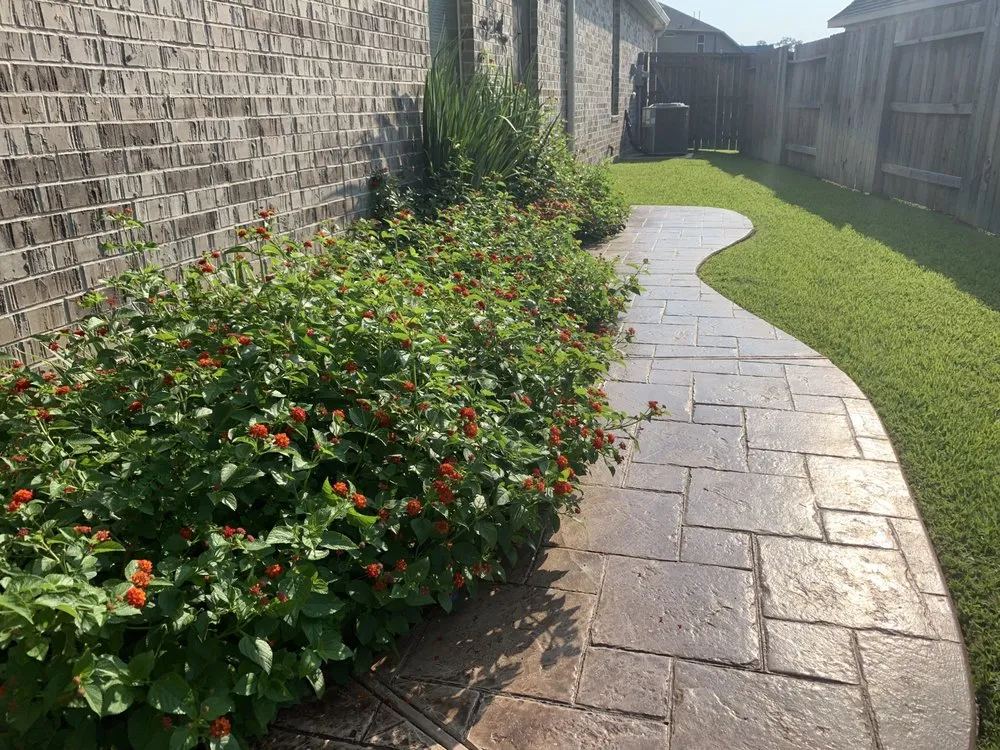 Professional yard cleanup service for residential properties in Magnolia, TX by Magnolia Lawn & Landscaping