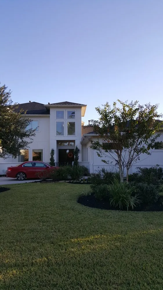 Affordable yard maintenance for homes in Magnolia, TX by Magnolia Lawns