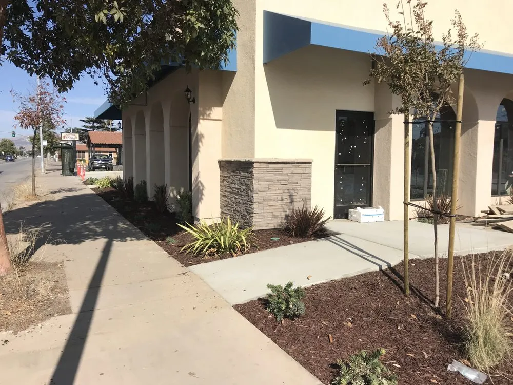 Professional lawn care service for beautiful yards in Fresno, CA by Magnus Landscaping Services