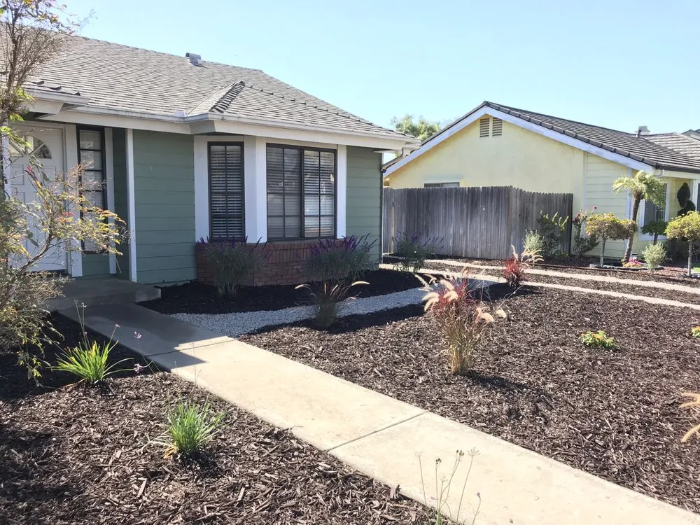 Affordable outdoor landscaping in Fresno, CA by Magnus Landscaping Services