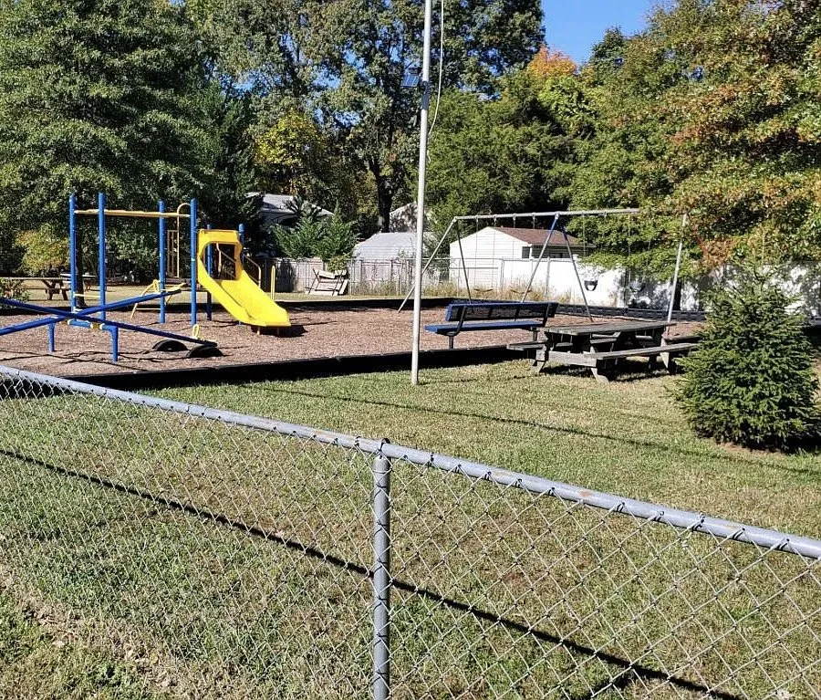 Reliable residential landscaping in Pasadena, MD by Magothy Lawn Service