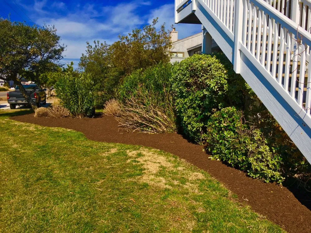 Trusted yard cleanup service in Virginia Beach, VA - Mahogany Landscaping & Design