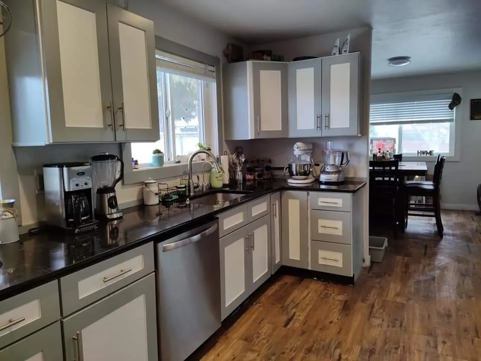 Trusted yard cleanup service in Roseburg, OR by Maid 2 Perfection