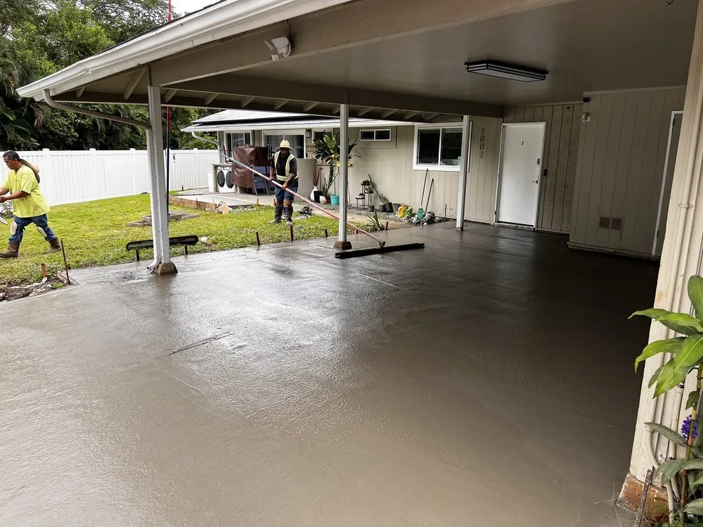 Custom residential landscaping in Mililani, HI by Maika'i Masonry Contractor
