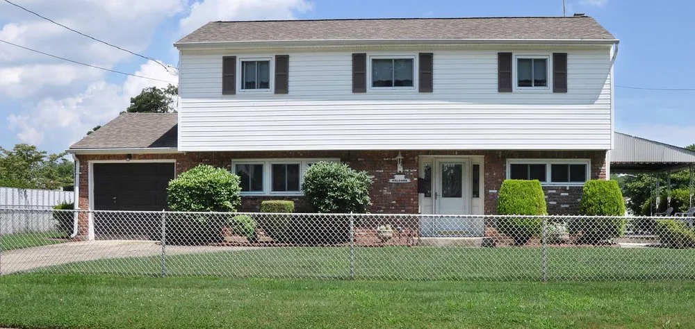 Professional yard cleanup service with custom design across Mahomet, IL - Main Street Fencing