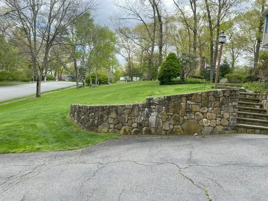 Maine to Mass Cuttin' Grass Logo