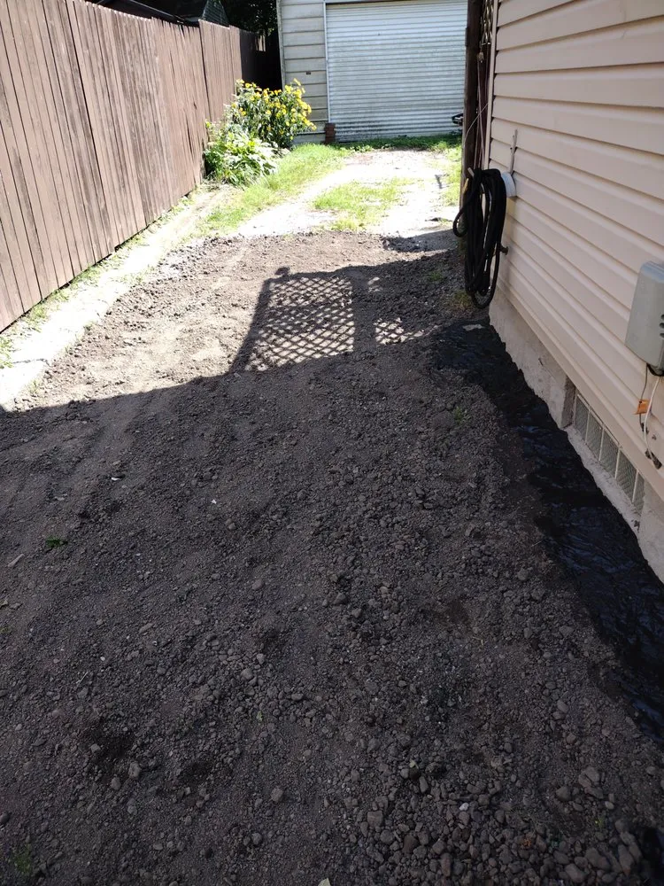 Trusted garden landscaping experts serving Akron, OH - Maine's Hauling