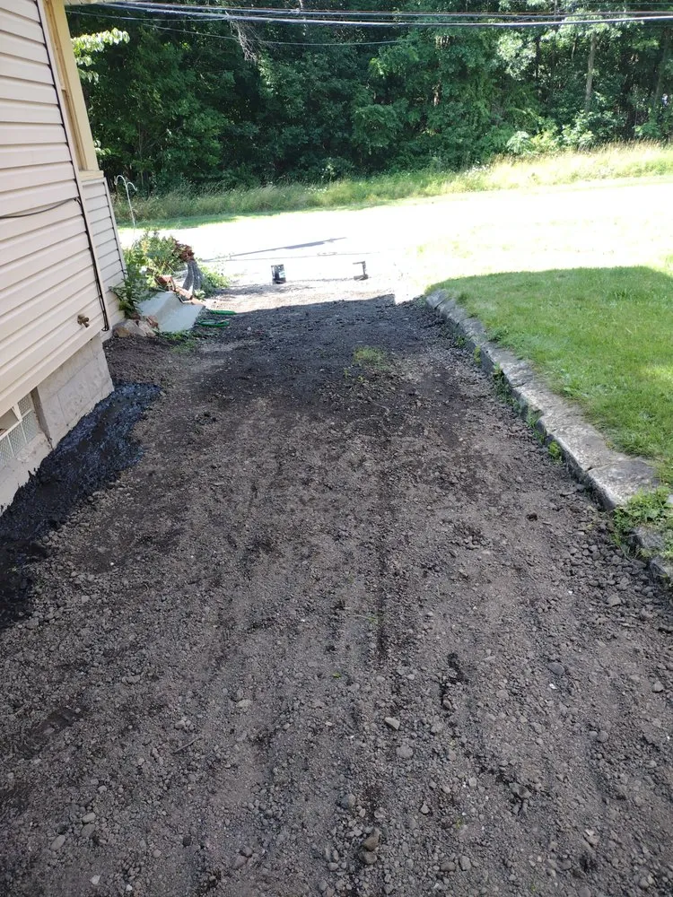 Affordable garden landscaping in Akron, OH - Maine's Hauling