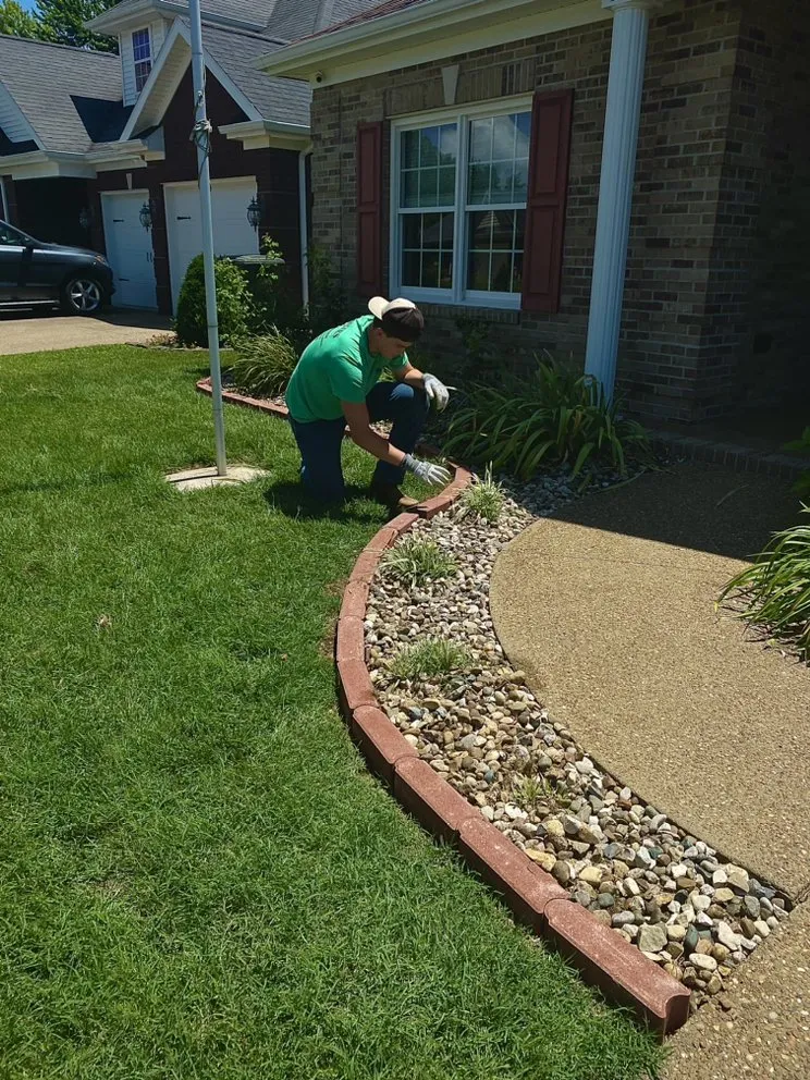 Top-rated landscaping services in Owensboro, KY - Mainland Outdoor Services
