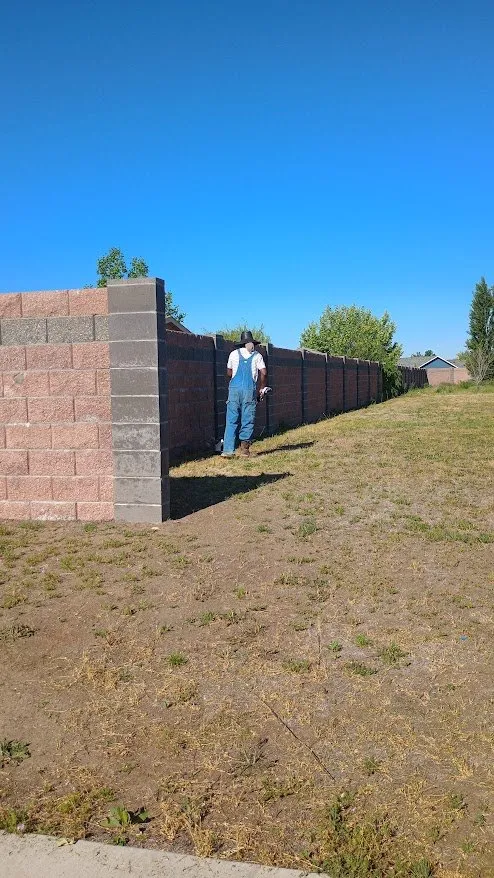 Local lawn care service experts serving Richland, WA - Mainmen