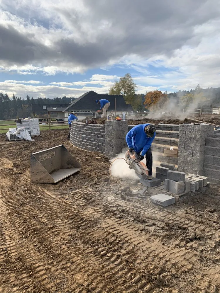 Expert outdoor landscaping for beautiful yards in Sherwood, OR by Mainstream Landscape