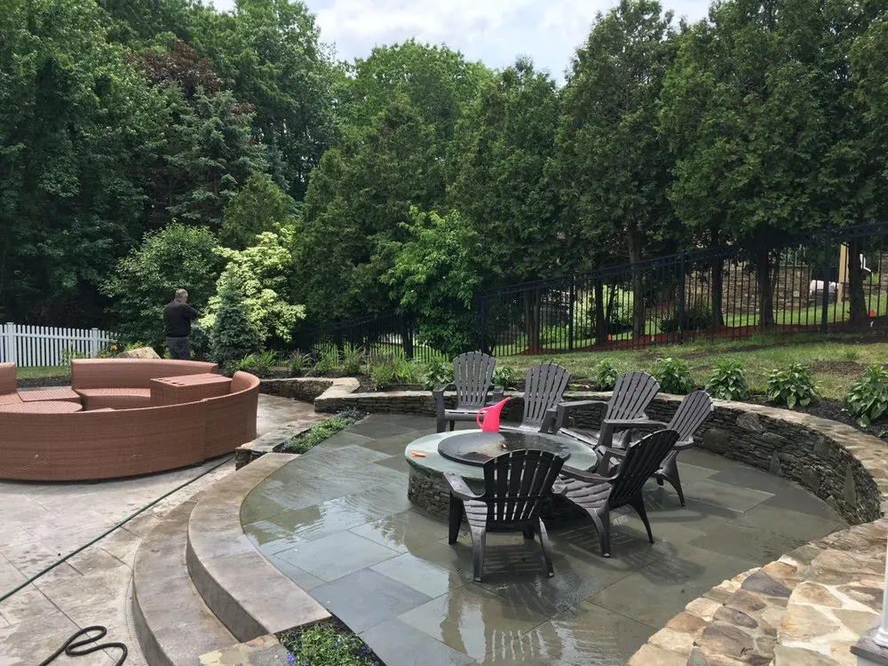 Top-rated garden landscaping in Shrewsbury, MA - Maintenance Free Landscapes