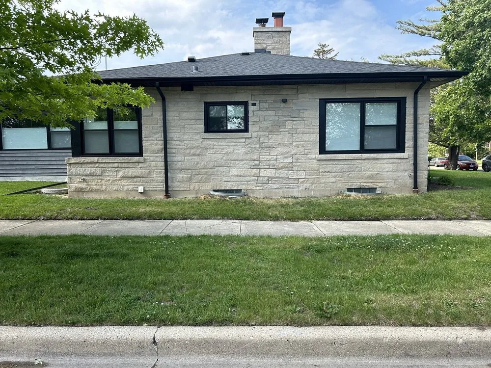 Local yard maintenance in Chicago, IL by Maj Lawncare