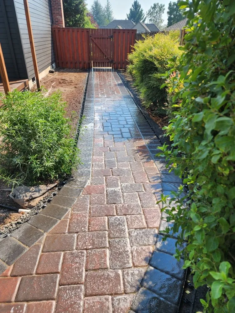 Top-rated residential landscaping in Beaverton, OR by Majestic Landscape and Contruction