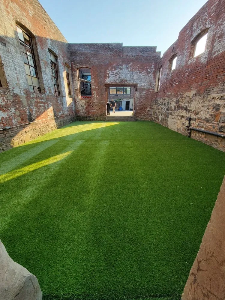 Expert yard maintenance in New York, NY by Majestic Landscapes & Gardens