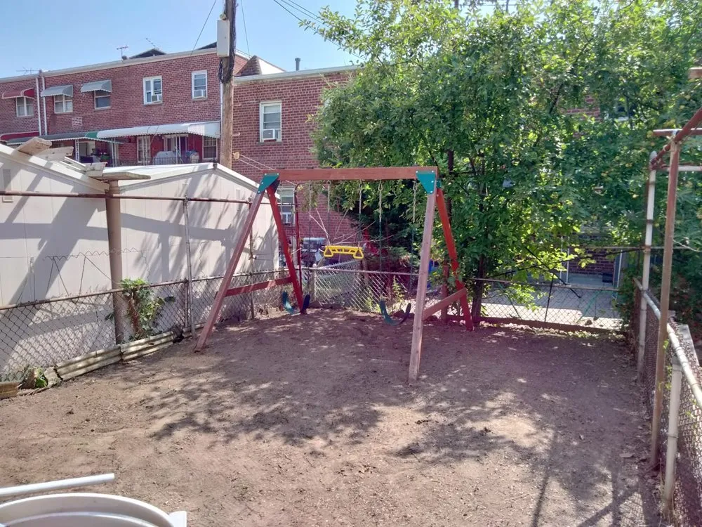 Expert yard cleanup service experts serving New York, NY - Majestic Landscapes & Gardens