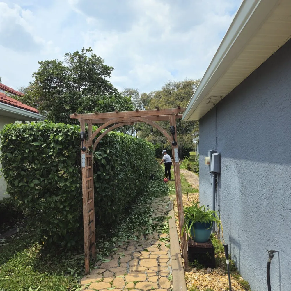 Affordable residential landscaping in Spring Hill, FL - Majestic Landscapes & Maintenance