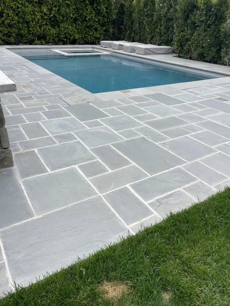 Reliable yard maintenance in Los Angeles, CA by Majestic Landscaping