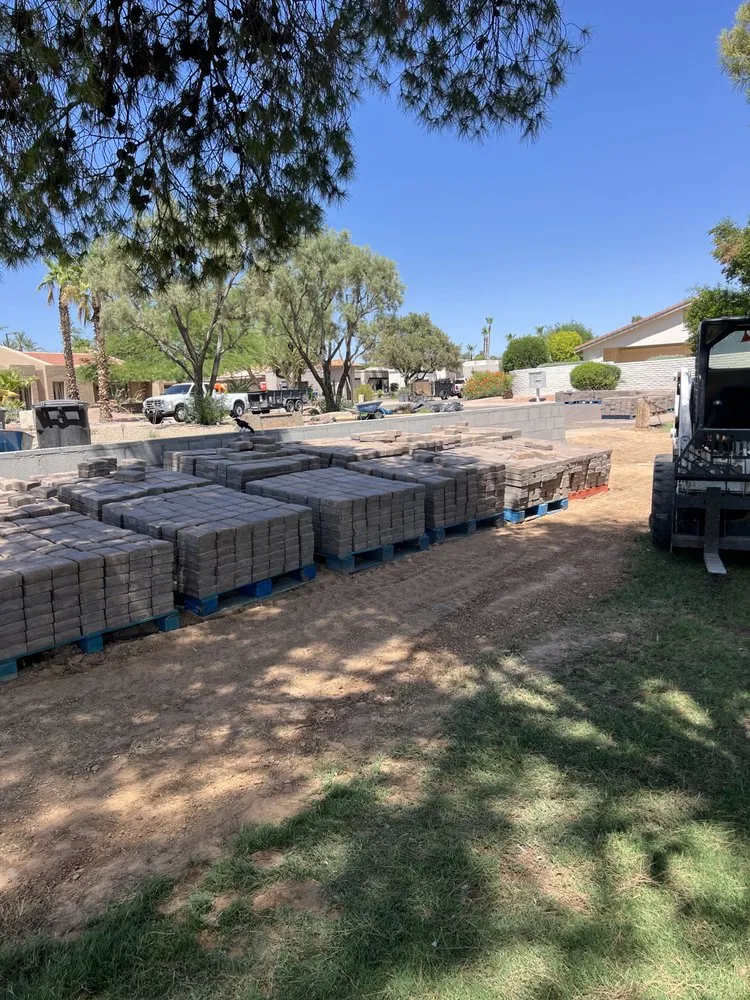 Custom yard cleanup service near you across Phoenix, AZ - Majestic Scapes