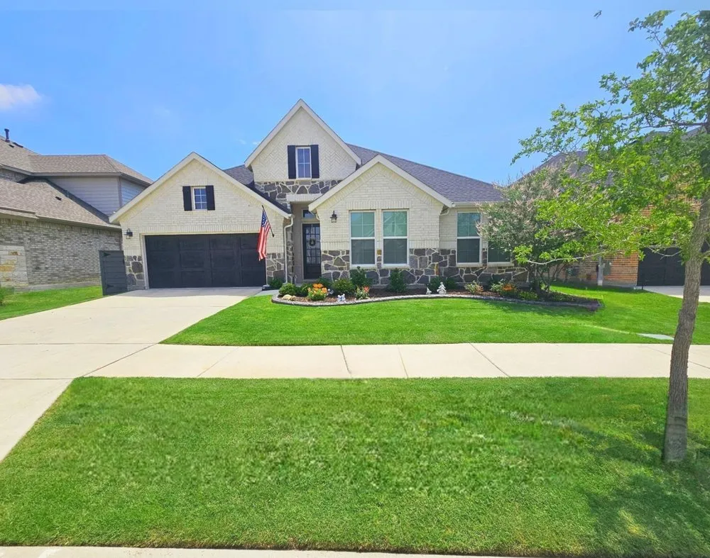 Trusted residential landscaping in Little Elm, TX - Major Cuts Landscaping