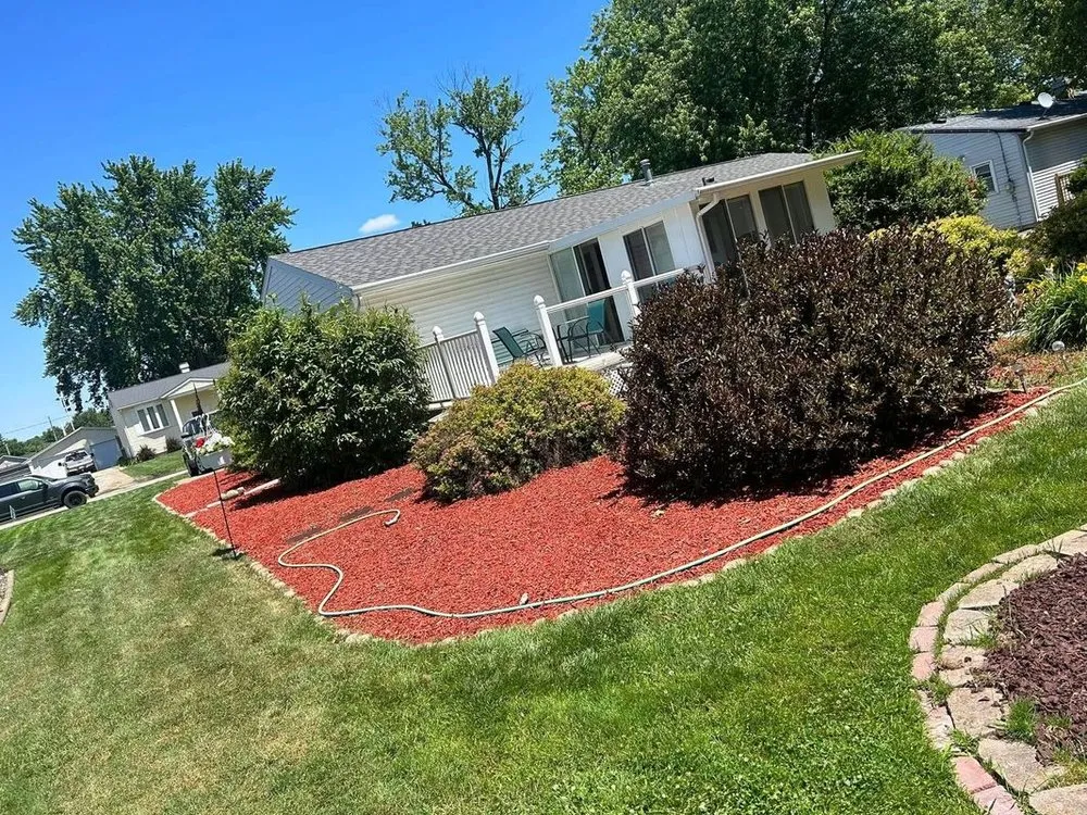 Affordable landscape design experts serving Jackson, MI - Major Lawn Care