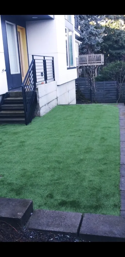 Professional outdoor landscaping in Edmonds, WA by MAK Landscaping