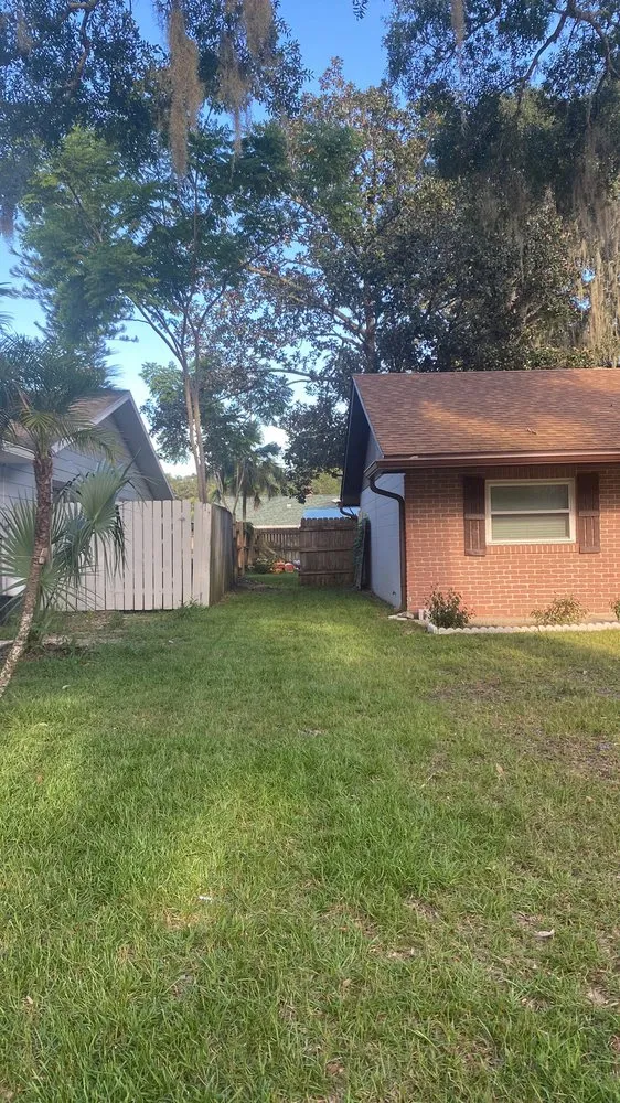 Local garden landscaping experts serving Daytona Beach, FL - Make It Happen Services