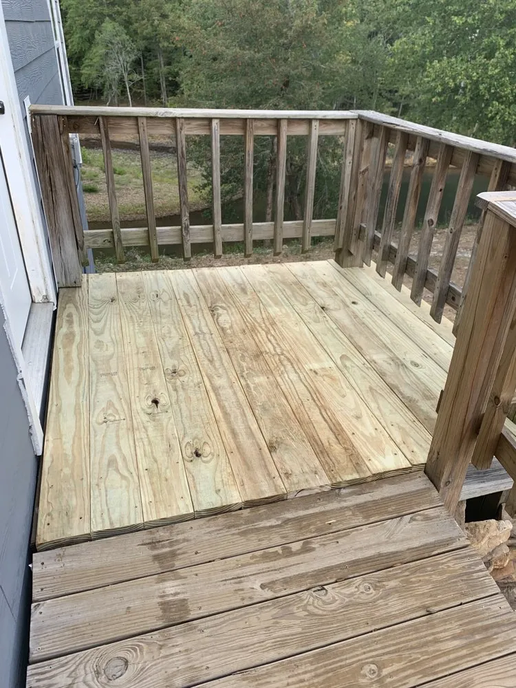 Custom outdoor landscaping for beautiful yards in Clinton, AR by Make The Cut Lawncare