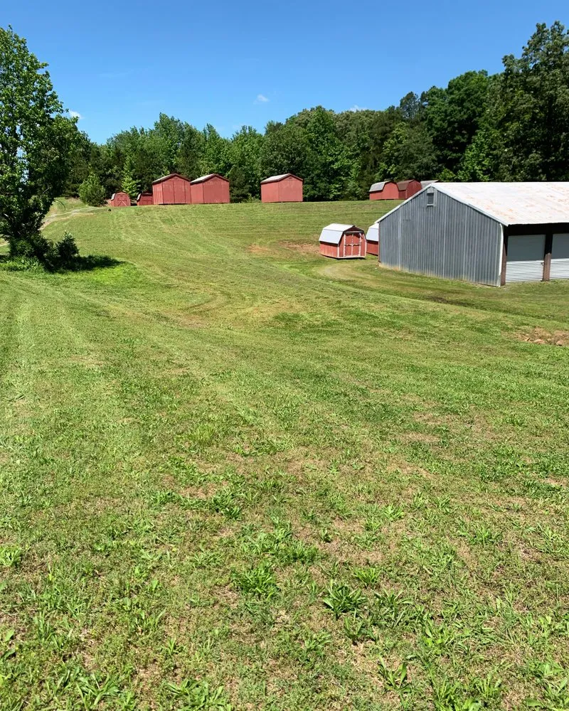 Custom landscaping services experts serving Clinton, AR - Make The Cut Lawncare