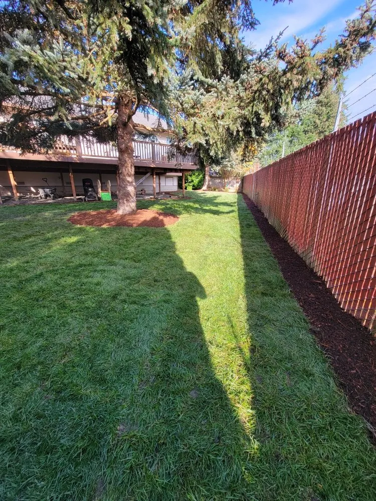 Expert yard maintenance experts serving lynnwood, WA - Makeover Landscape and Construction