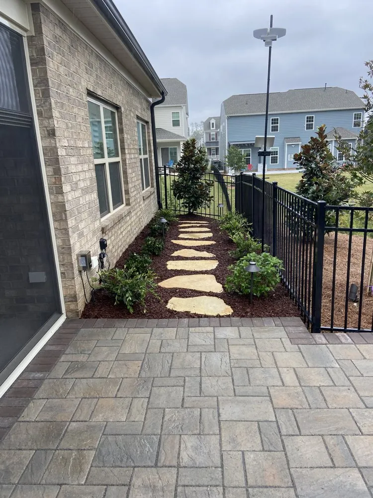 Professional outdoor landscaping in Harrisburg, NC - Makeover My Yard