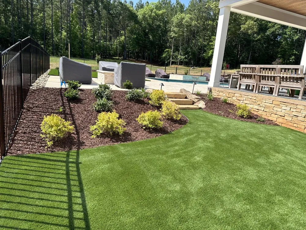 Custom garden landscaping experts serving Harrisburg, NC - Makeover My Yard