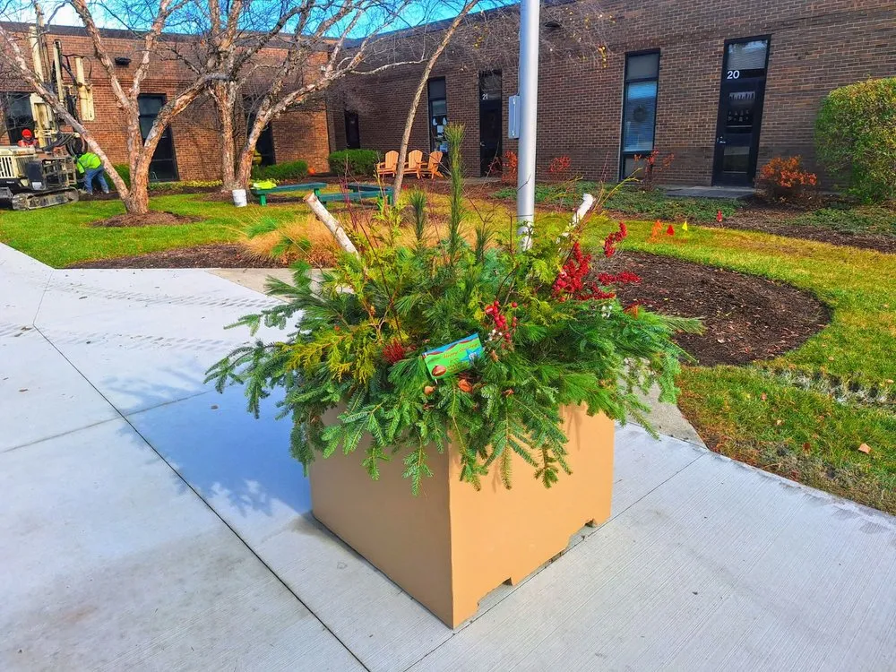 Expert landscape design experts serving Roselle, IL - Makers Maintenance