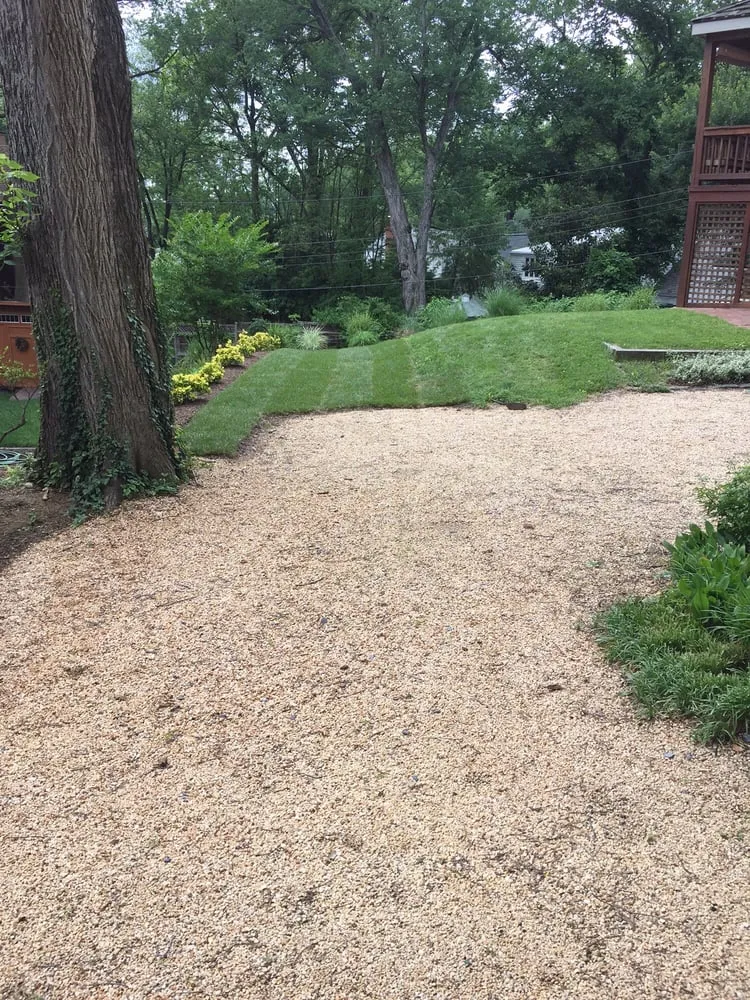 Affordable lawn mowing service with custom design across Gaithersburg, MD - Makimanta Landscaping Services