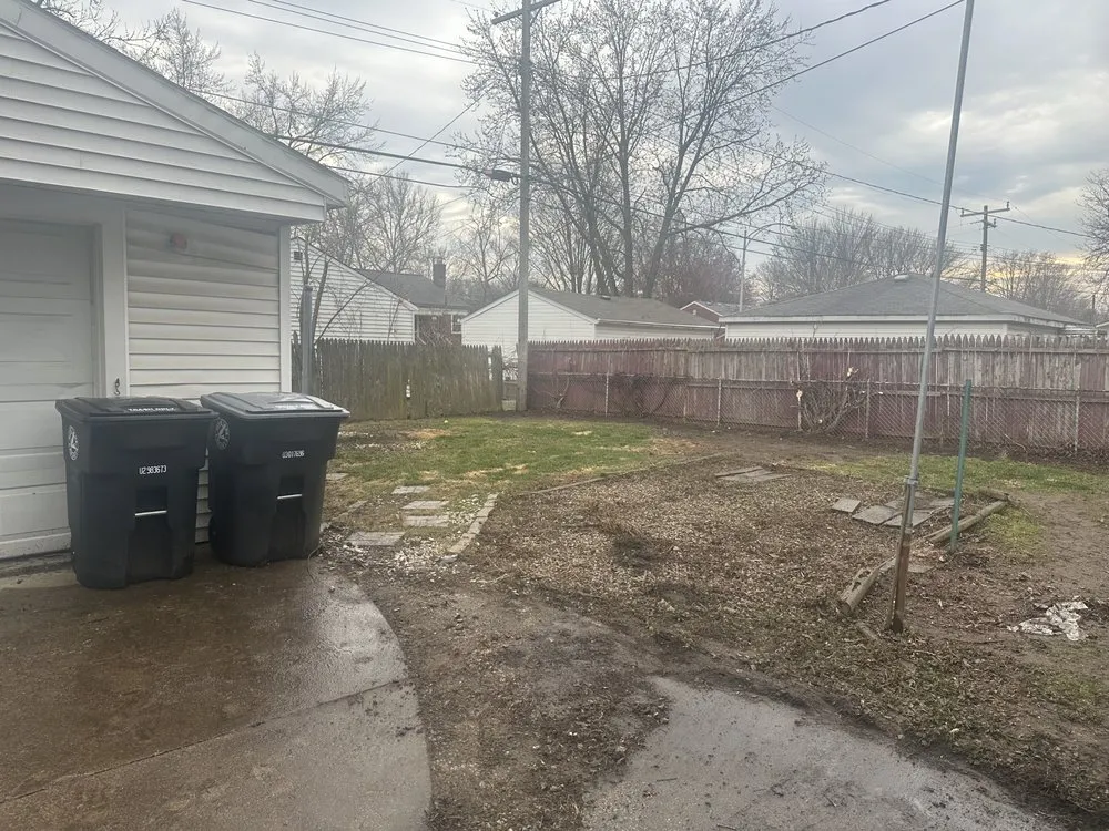 Affordable yard cleanup service for year-round maintenance in Wayne, MI by Makin Statements Lawn Care