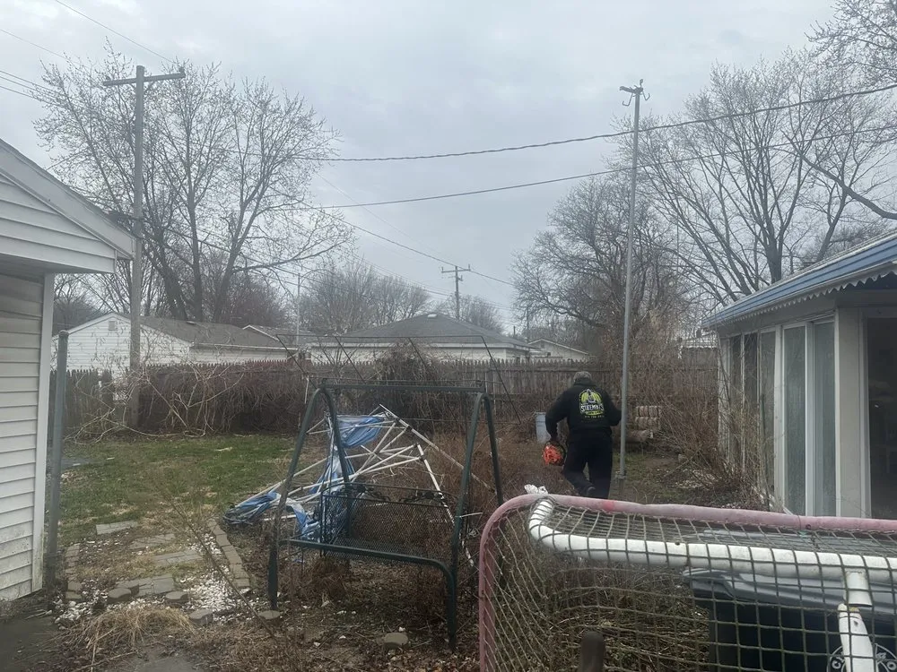 Expert landscaping services for homes in Wayne, MI by Makin Statements Lawn Care