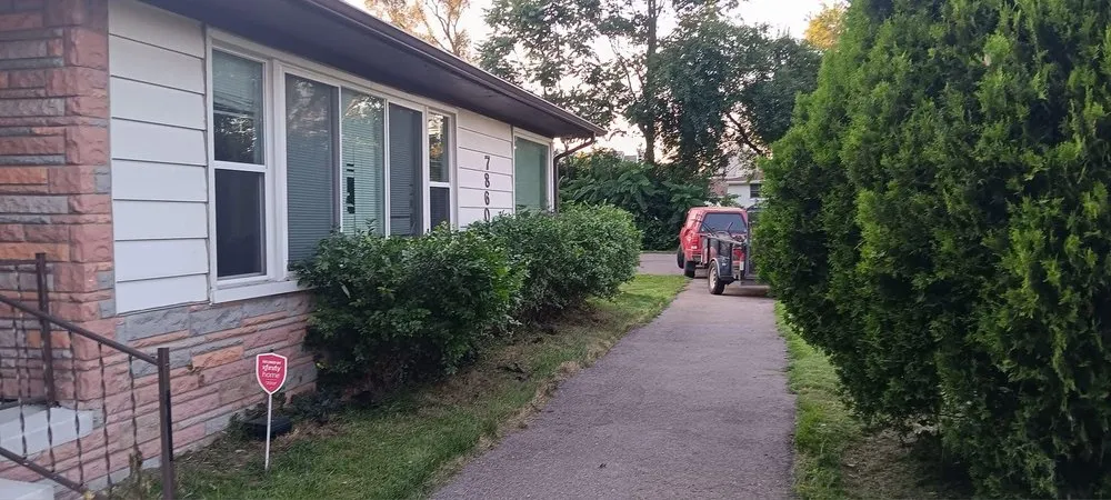 Expert landscape installation in Wayne, MI by Makin Statements Lawn Care