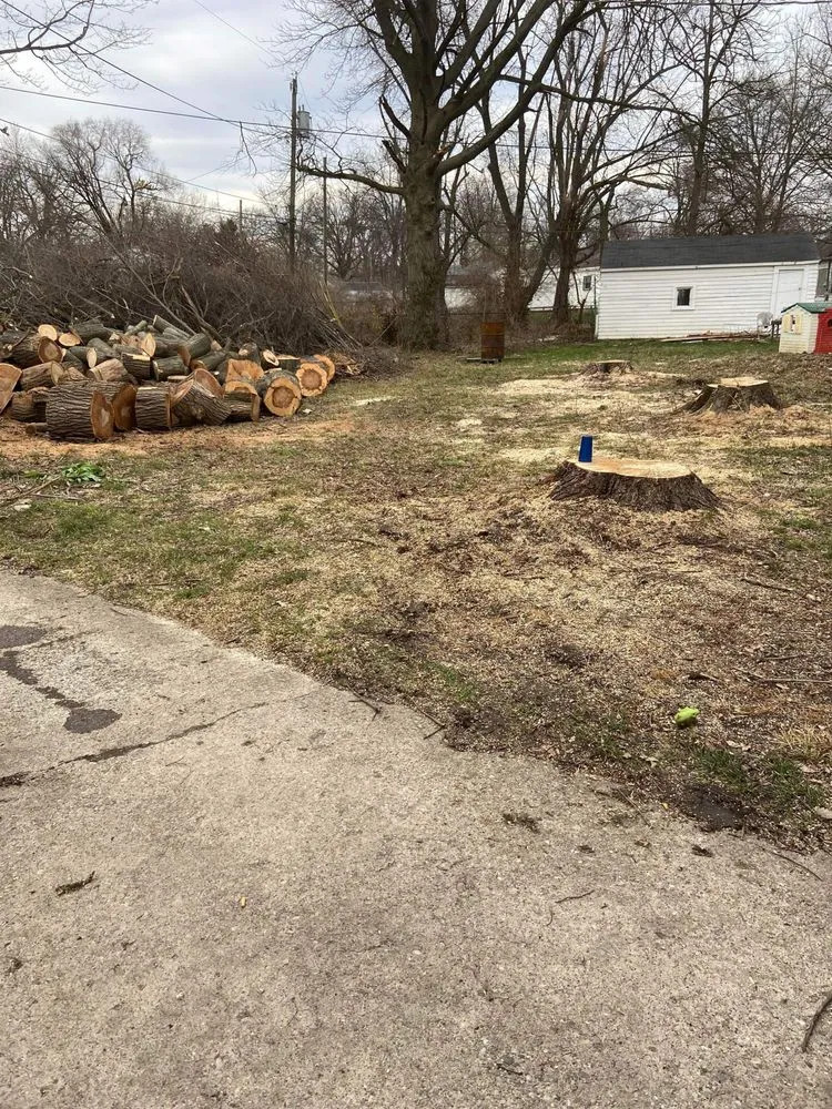 Custom garden landscaping for residential properties across Fort Wayne, IN - Making The Cut