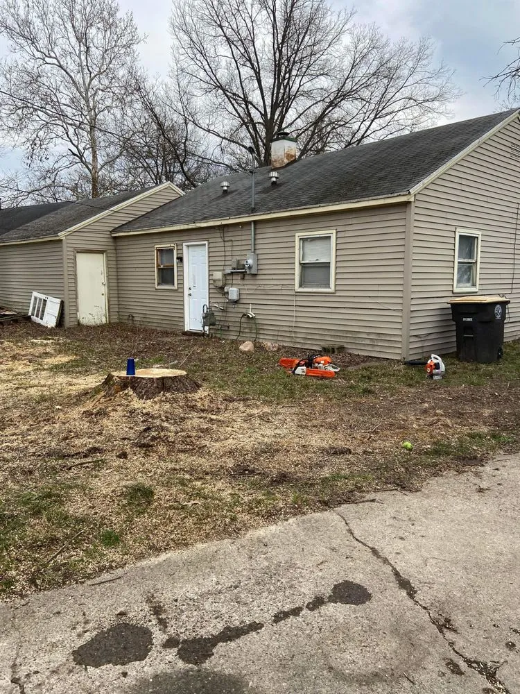 Custom residential landscaping in Fort Wayne, IN by Making The Cut