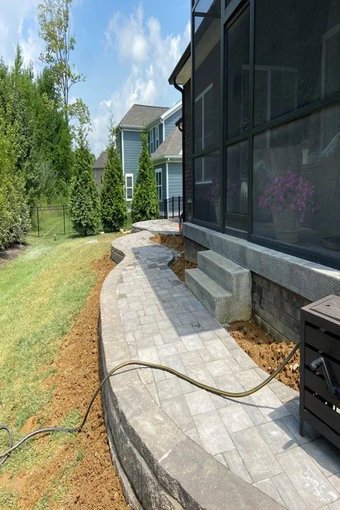 Reliable yard maintenance experts serving Simpsonville, KY - MAKK Landscape and Paving Group
