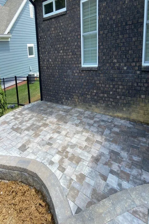 Top-rated landscaping services in Simpsonville, KY by MAKK Landscape and Paving Group