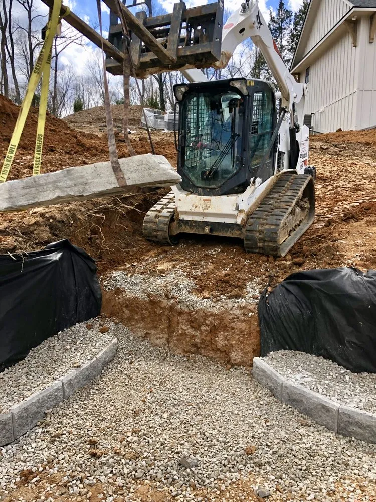 Expert yard maintenance for year-round maintenance across Louisville, KY - Makk Landscaping