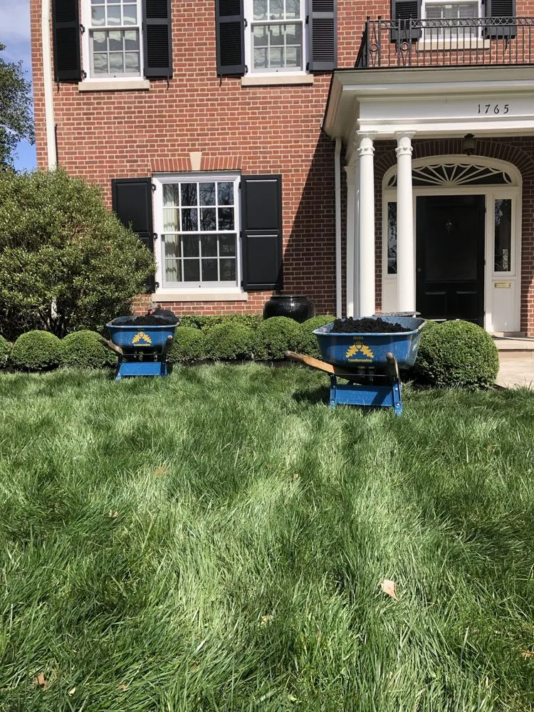 Local landscape design experts serving Louisville, KY - Makk Landscaping