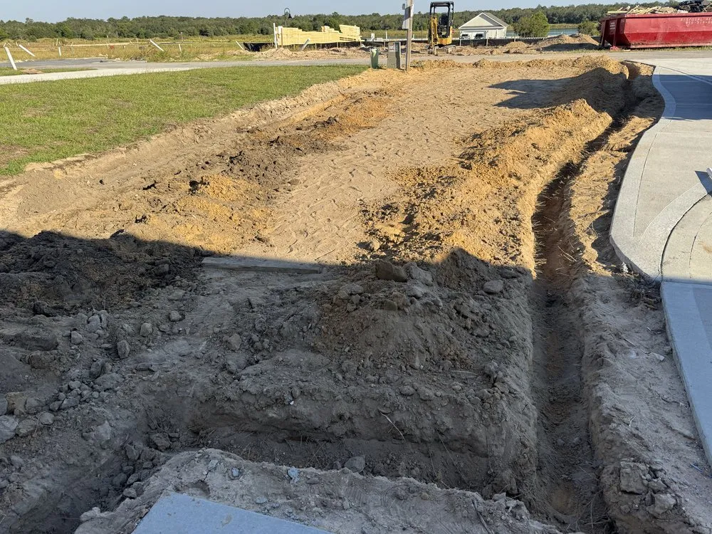 Custom residential landscaping in Freeport, FL - Mako Contractors