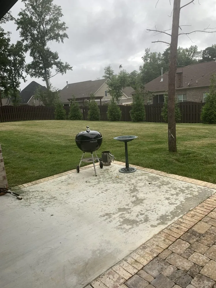 Custom lawn mowing service in Huntsville, AL - Mako Lawn Care