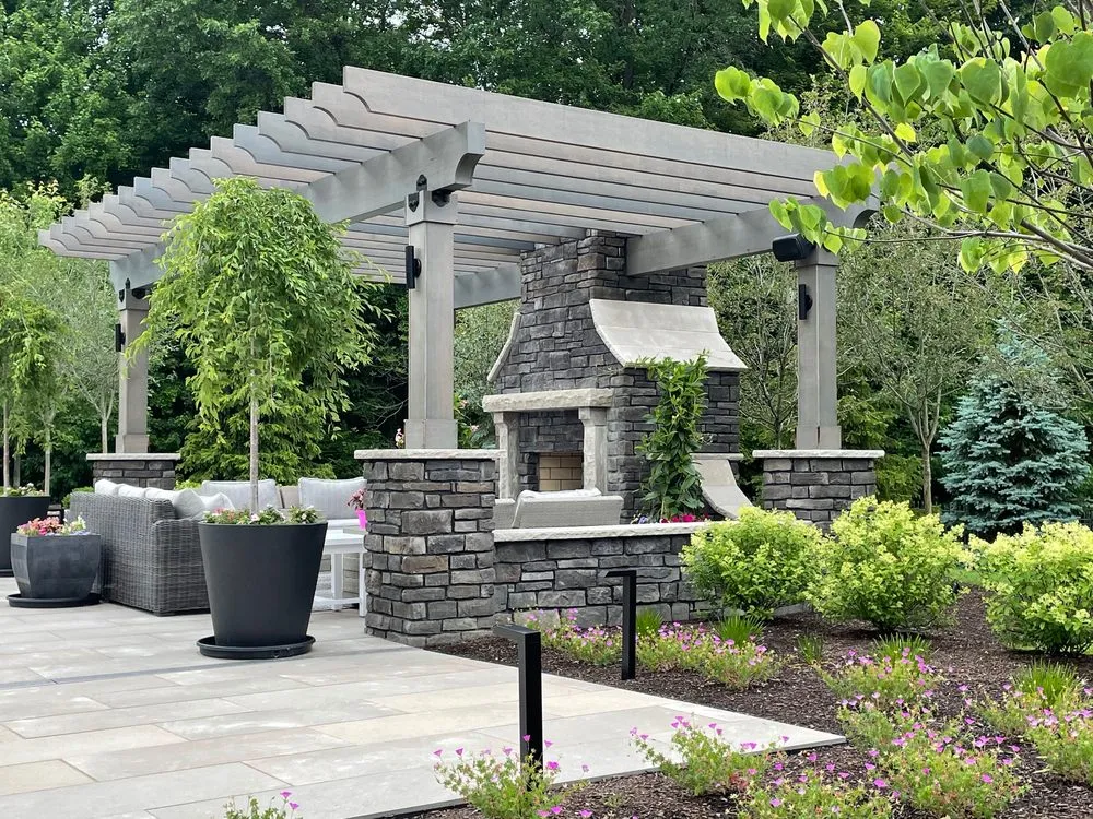 Local landscaping services experts serving Brecksville, OH - Malaga Designs