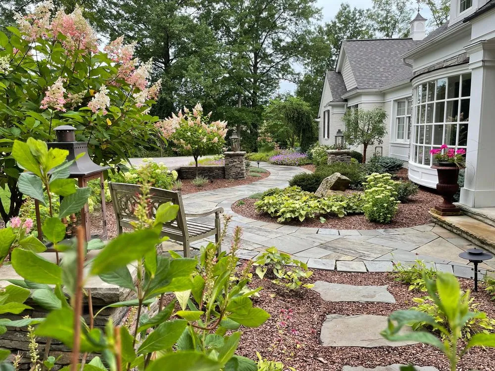 Custom yard maintenance experts serving Brecksville, OH - Malaga Designs