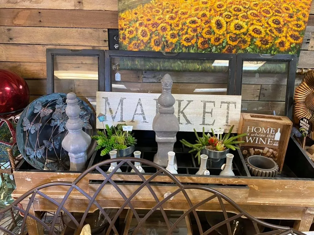 Reliable outdoor landscaping for year-round maintenance in Malakoff, TX by Malakoff Nursery & Garden Center