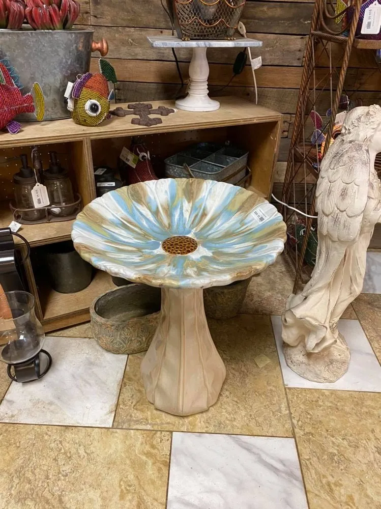 Top-rated landscape design with custom design in Malakoff, TX by Malakoff Nursery & Garden Center