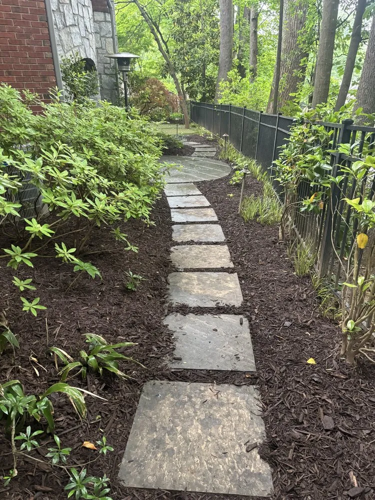 Affordable lawn mowing service in Atlanta, GA - Maldonado Landscape & Maintenance